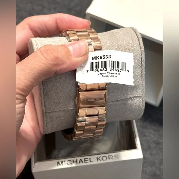 Michael Kors Women’s Runway Baguette Crystals Rose Gold Watch 40mm MK6533 - Picture 6 of 11